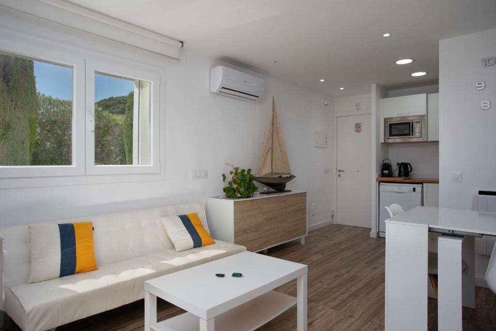 Apartament amb piscina i aparcament - Baixos amb jardinet - 4