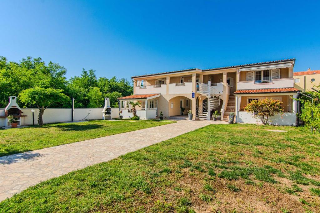 Apartmani Andrej NIN, Nin