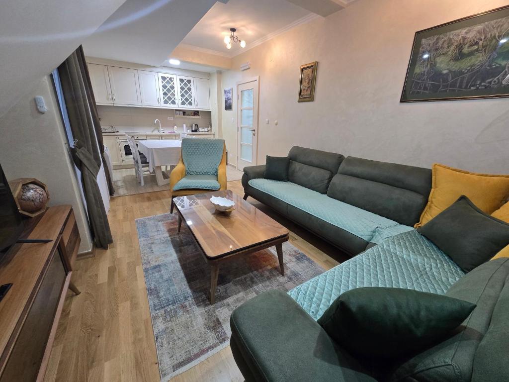 Jolly Apartment - 2