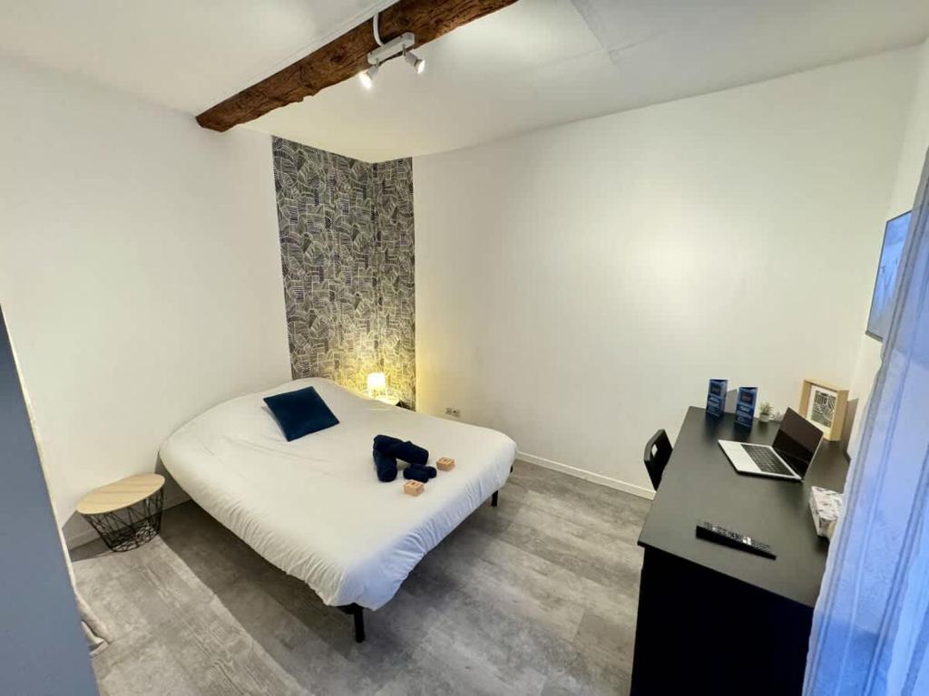 Chambre Neuf Ecluses 2e etage - 2