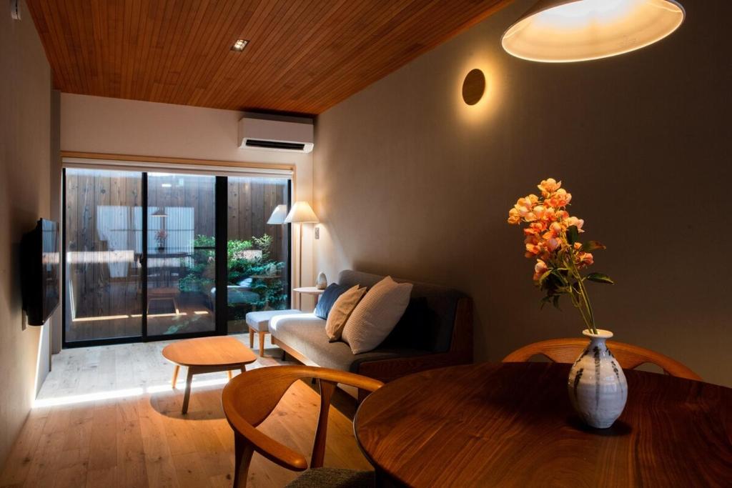 KACHŌ Serenity, Kjóto