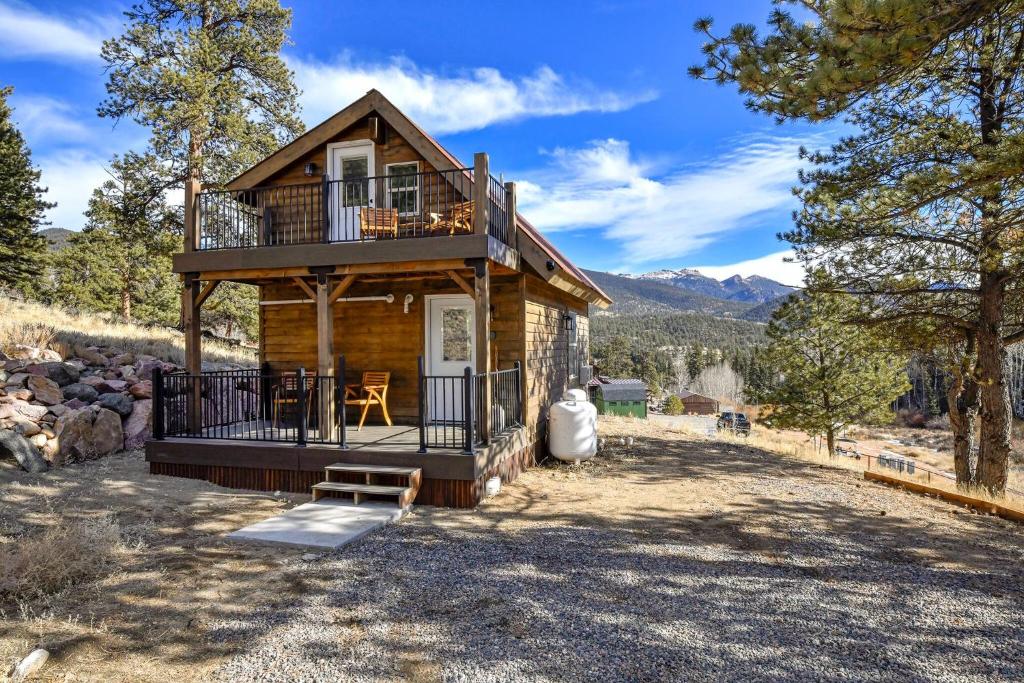 Bison View Cabin at Bison Peak Lodge, Tarryall