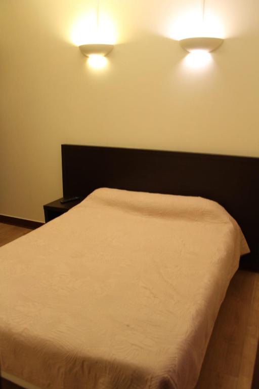Hotel Anya - 4