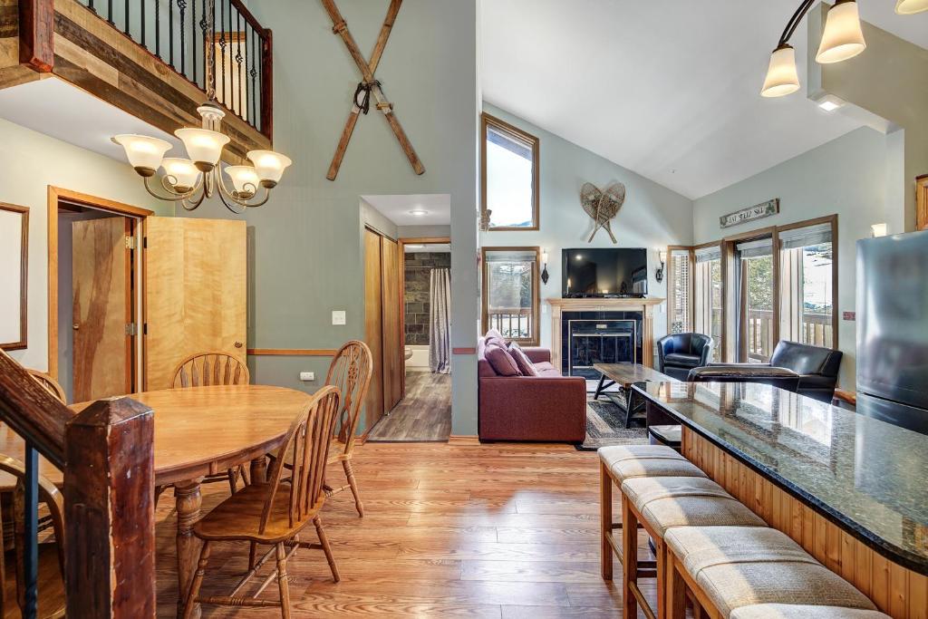 Tyra Aspen 9 by Ski Country Resorts, Breckenridge