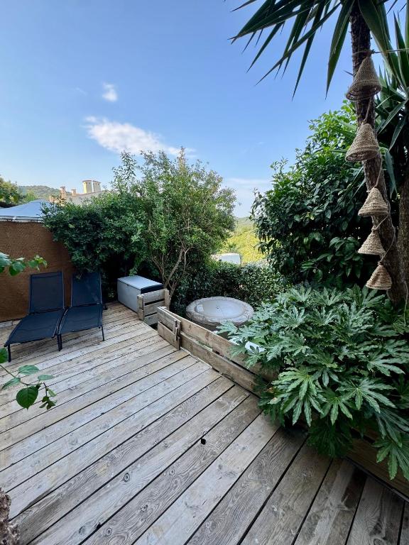 Grimaud 2 chambres Jacuzzi terrasse - 4