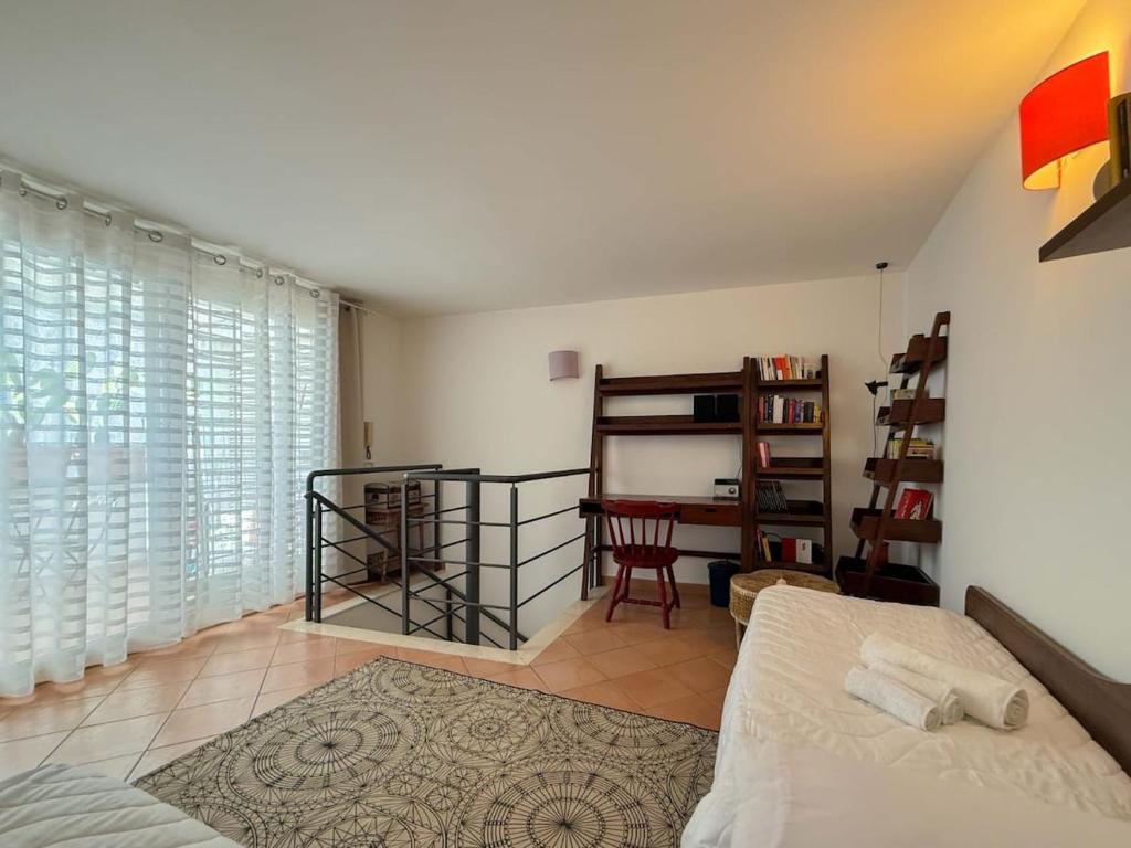 Lydian Suite - 5