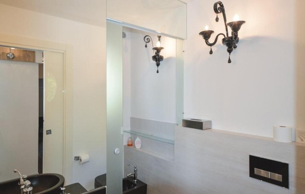 Exceptional Villa with Sea View, Pool & Privacy - 4