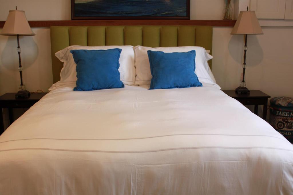 Rustic Guest Suite, Ucluelet