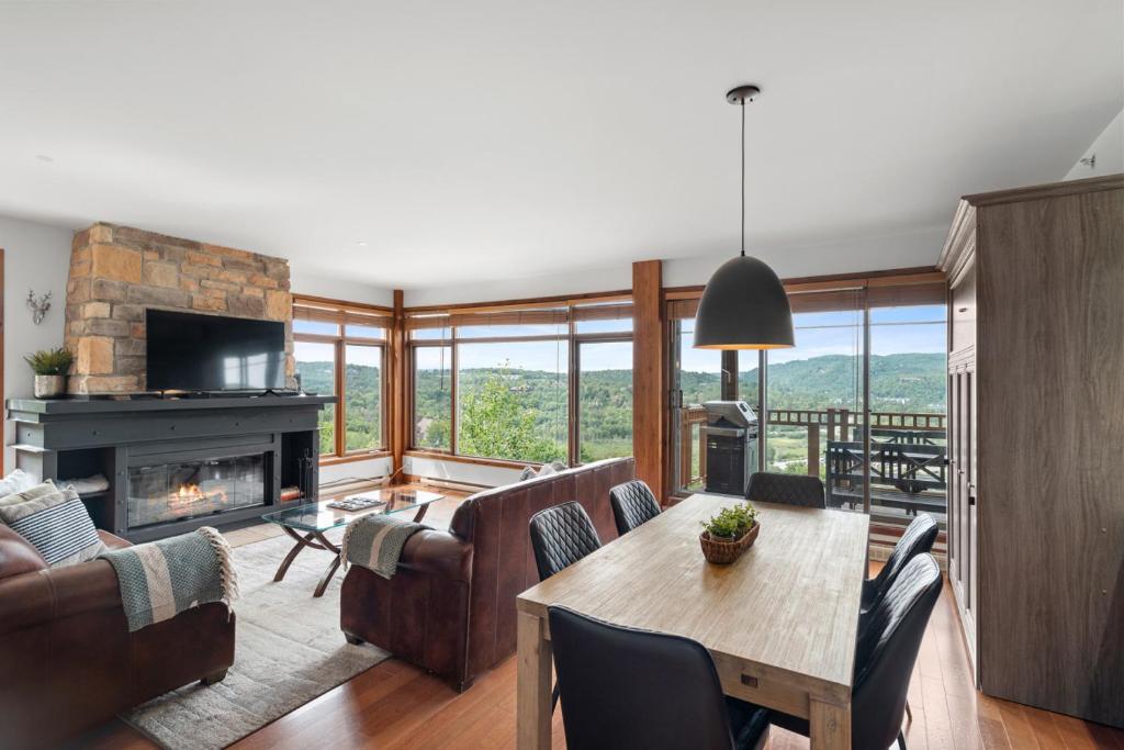 Play and Explore - Altitude 172-8, Mont-Tremblant