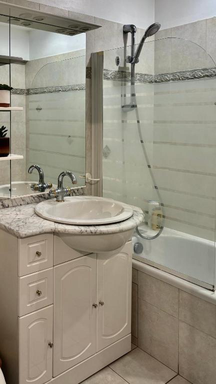 Charmant studio - AC - Piscine - Terrasse - Parking - 5