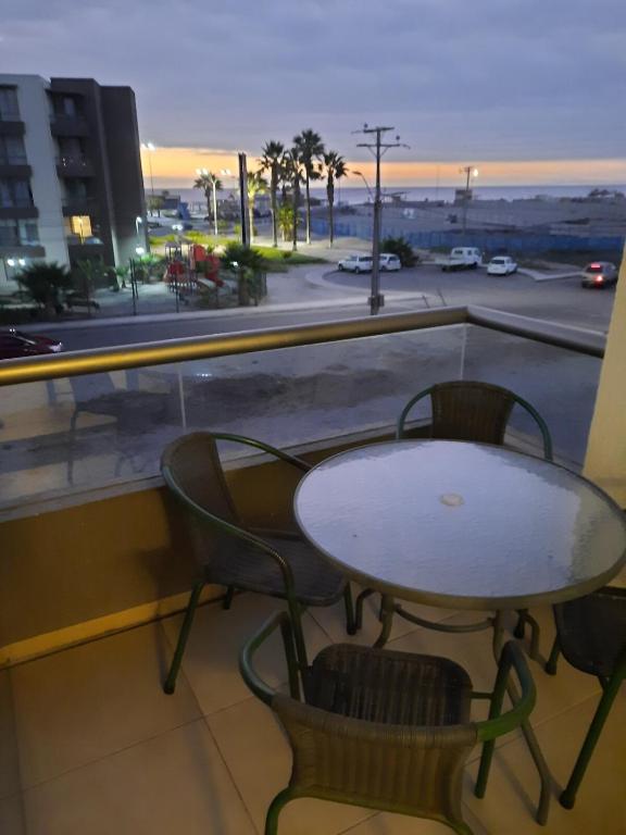 Steps to the Beach, Arica