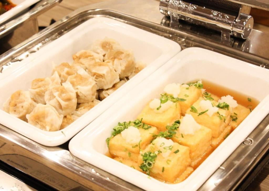 อาหารและเครื่องดื่ม