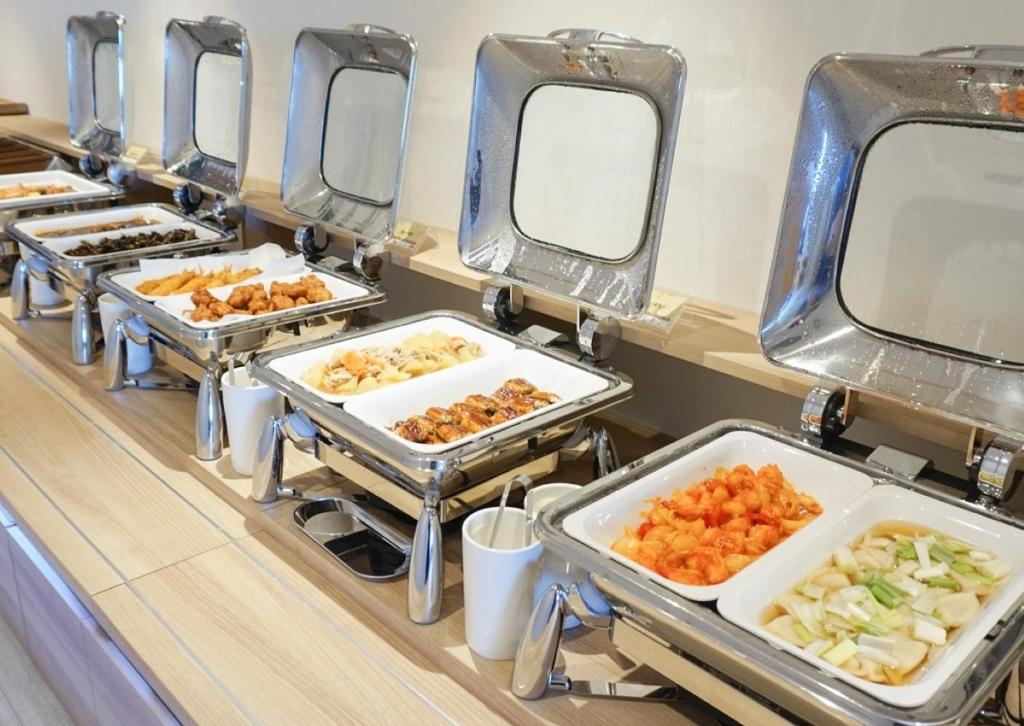 อาหารและเครื่องดื่ม