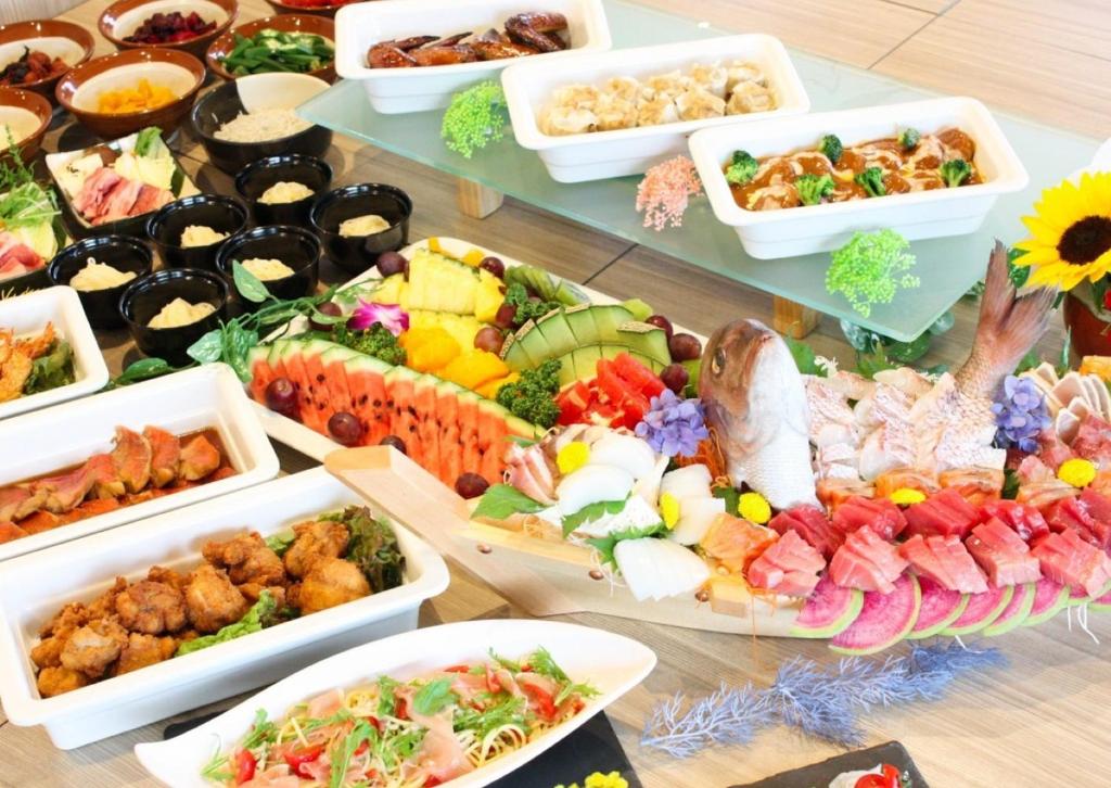 อาหารและเครื่องดื่ม