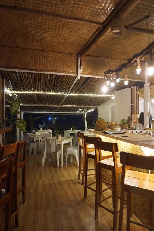 Hill Myna Beach Cottage