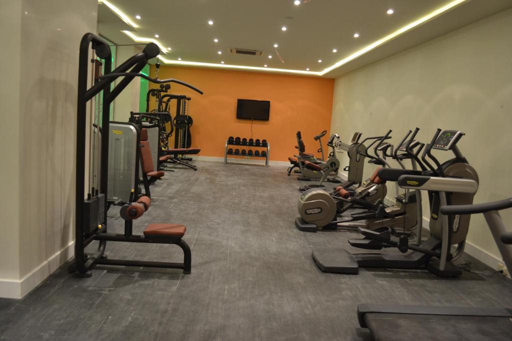 Golden Tulip Hail Hotel photo