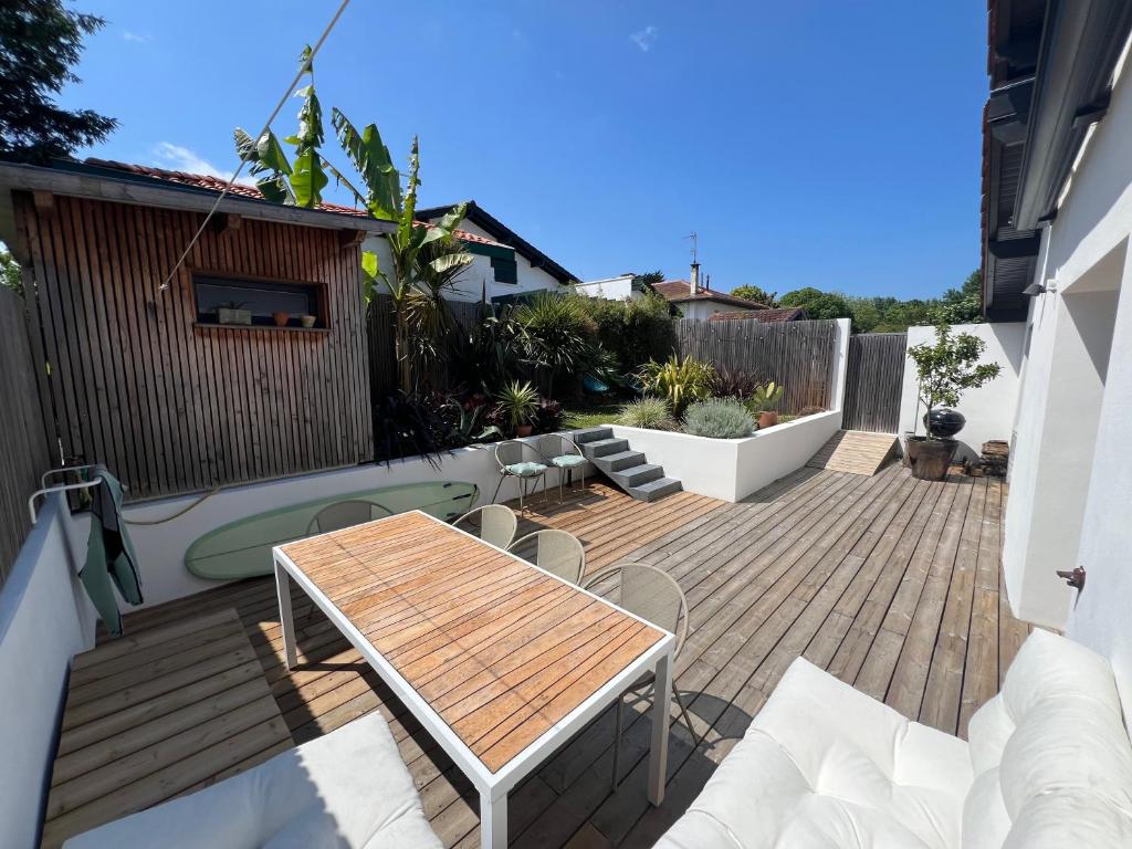 House, beach on foot in Anglet - 2
