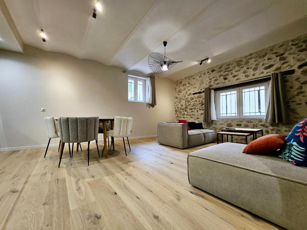 Le Rempart - T3 dans Vieil Antibes - 4