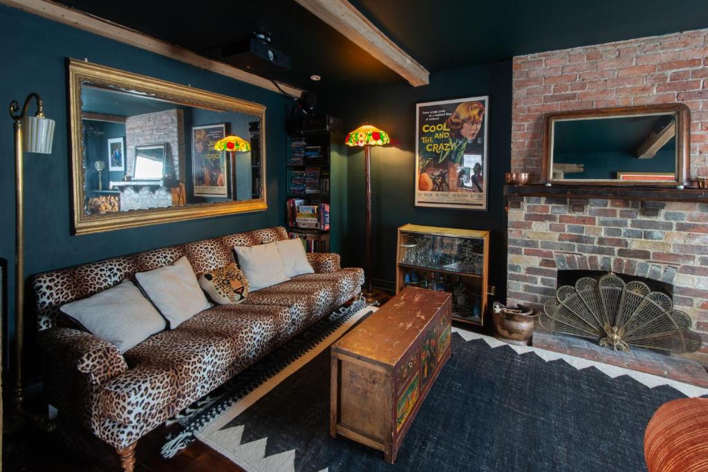 Black Tile Cottage, Lewes