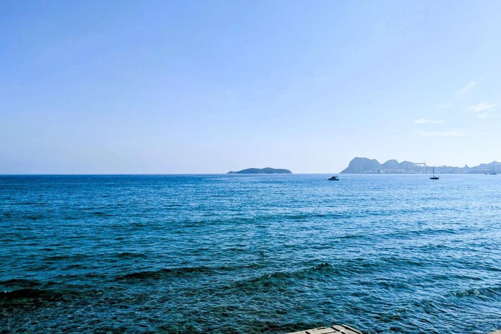 Apartment with terrace near the sea, La Ciotat