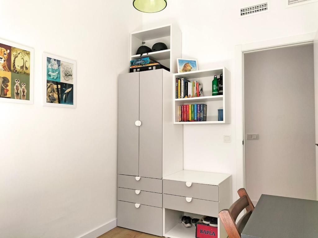 Almeria Tirso Apartment - 3