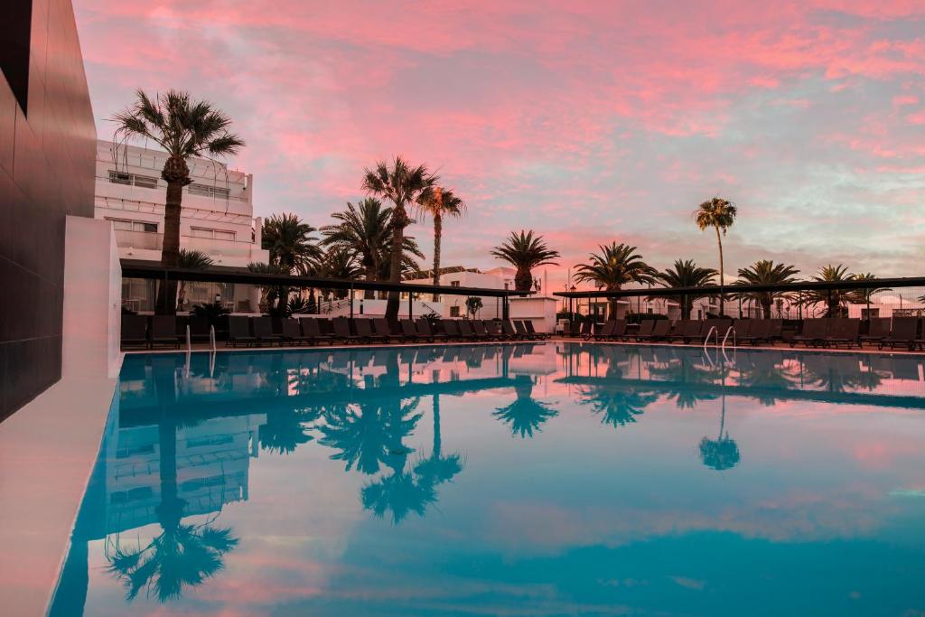 Aequora Lanzarote Suites - 1