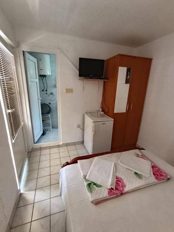 Milica Soba sa kupatilom 2 - 3