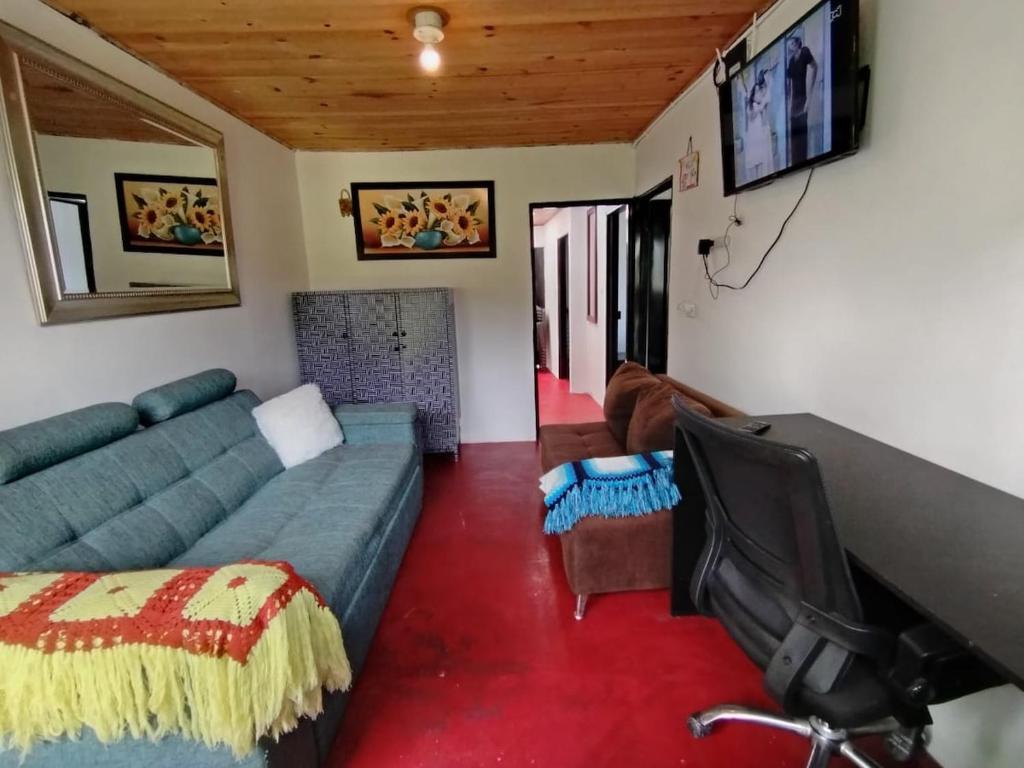 Donde Sara Tourist House - 1