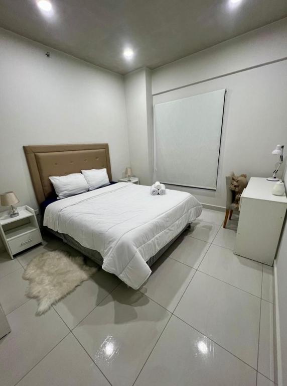 Chic 1 bed apt in Luque with terrace and pool - 4
