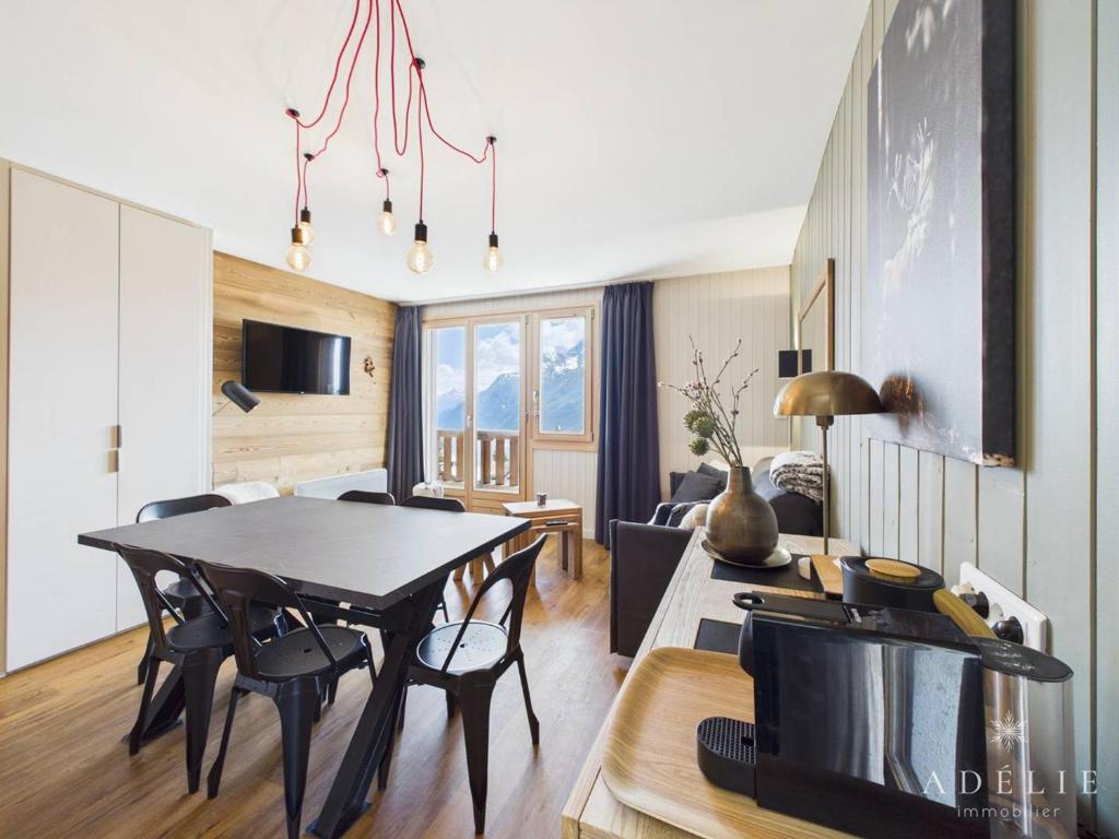 Appartement 2 Pièces Cabine pour 6 Personnes - Skis aux Pieds, Balcons, Parking, WIFI ! - FR-1-398-548 - 4