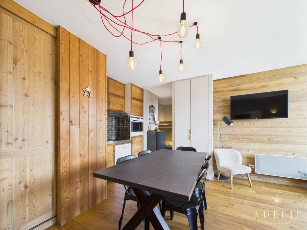 Appartement 2 Pièces Cabine pour 6 Personnes - Skis aux Pieds, Balcons, Parking, WIFI ! - FR-1-398-548 - 5
