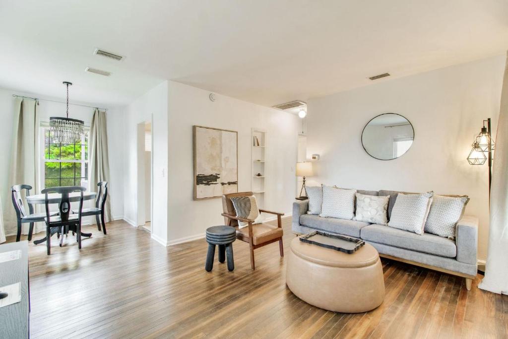 Sunset on the Bayou, Sanders Beach