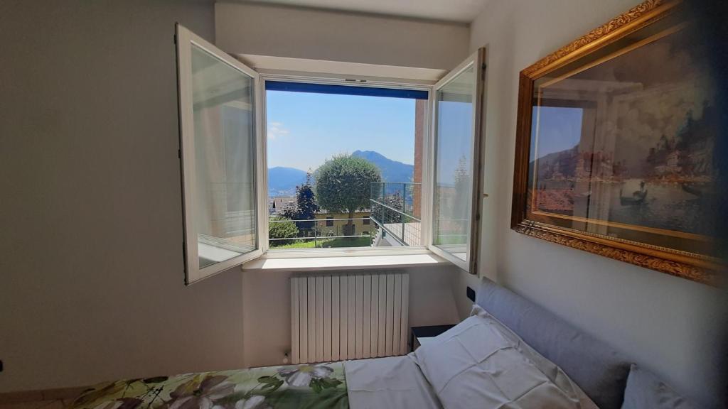 Villa Sara - Lake view, Garden & Private Parking - 3