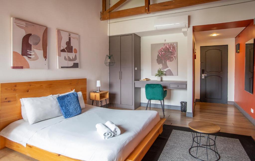 Socialtel Medellin - 5