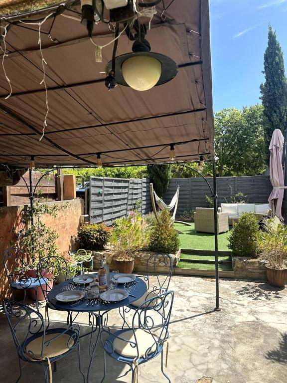 Ocra Pure, Roussillon