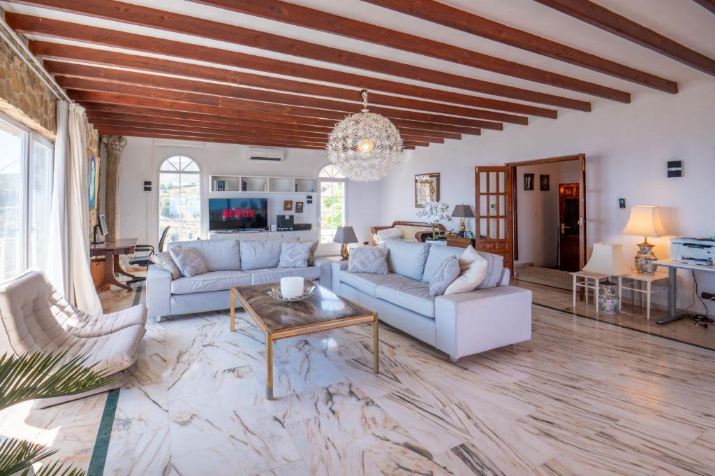 Casa Blanca - 3