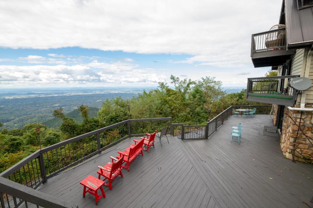 The Top By Avada Properties, Sevierville