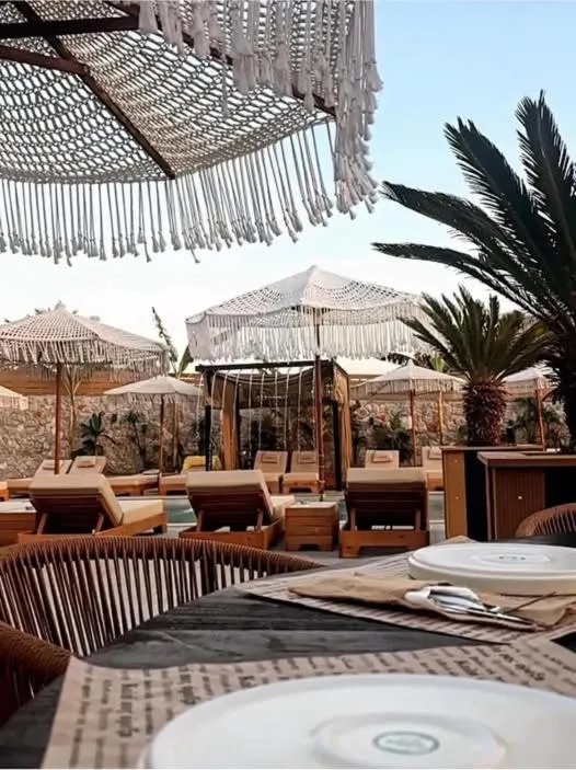 SABBAL apartments, hotel in Salamís