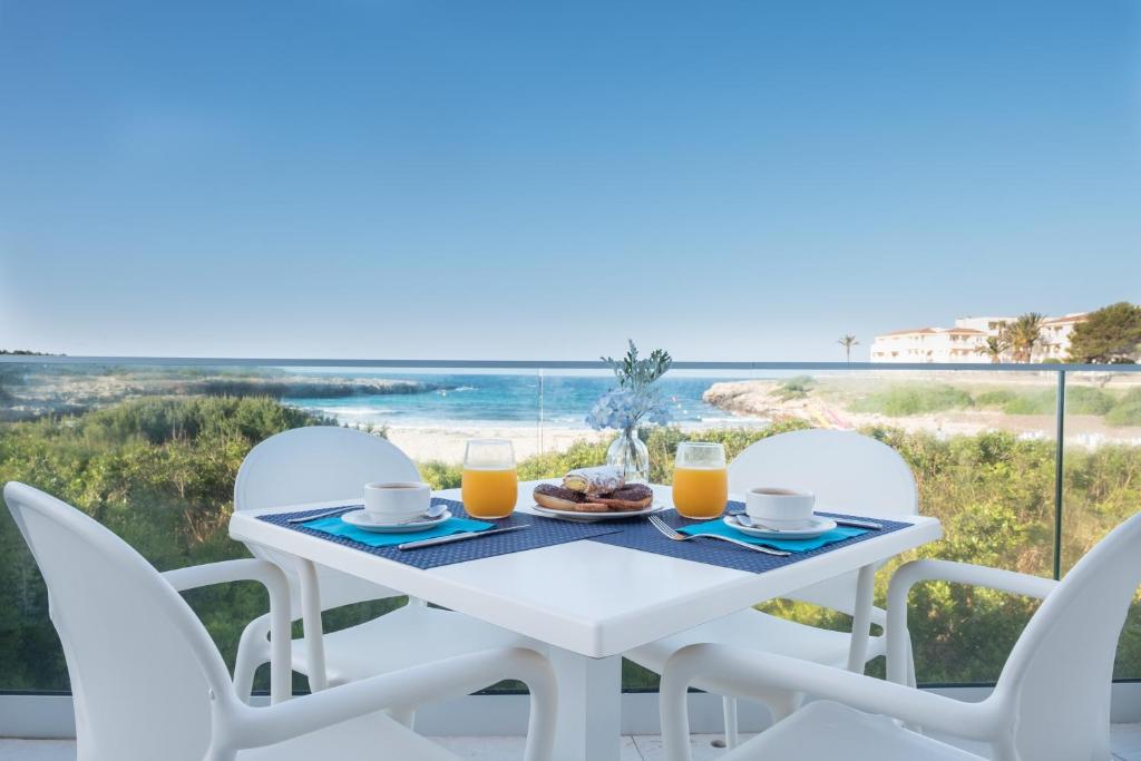 FERGUS Style Carema Beach — Beach in Cala'n Bosch, Balearic Islands