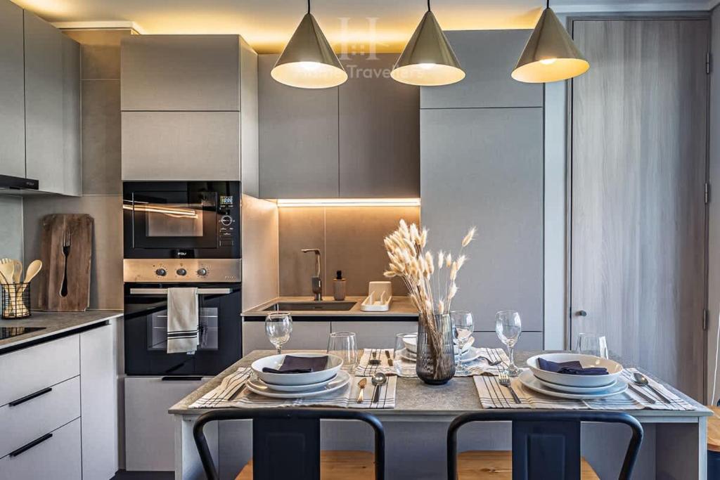 HT A pasos Alto Las Condes con Estacionamiento - 4