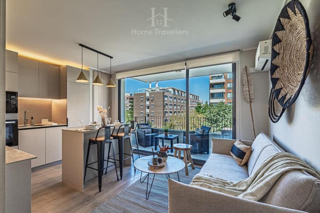 HT A pasos Alto Las Condes con Estacionamiento - 1