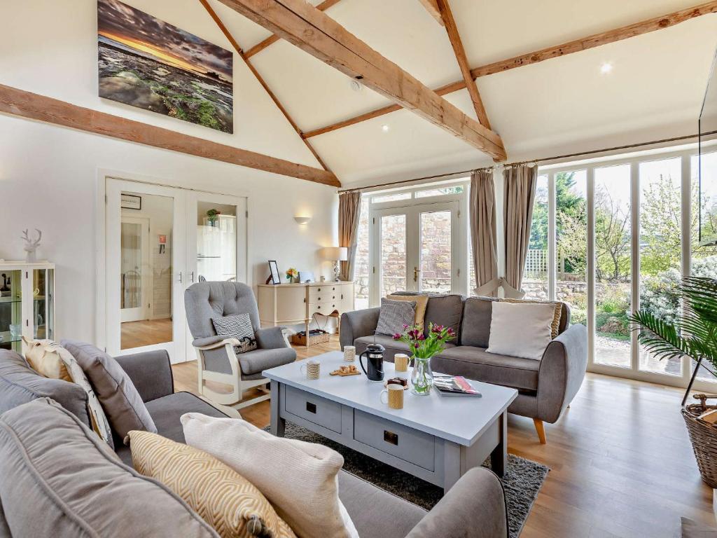 2 Bed in Bamburgh 90061, Chatton