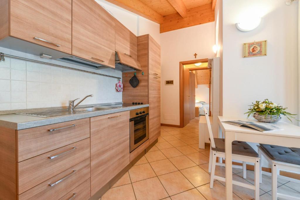 Residence Rta La Rosa delle Dolomiti - 4