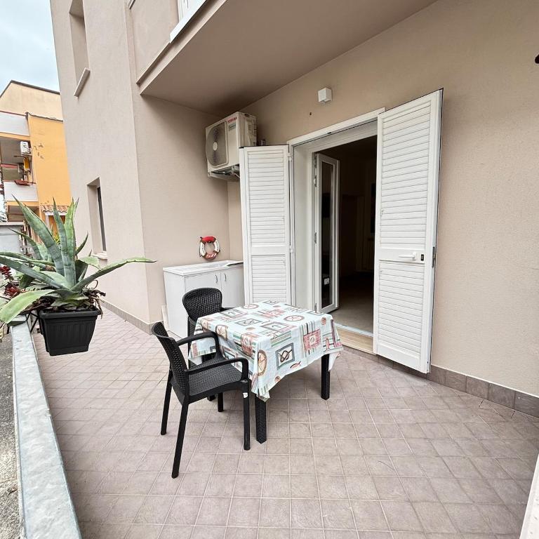 Da Ada - Appartamentino al mare, con due bici, ideale per coppie o piccole famiglie, Alba Adriatica