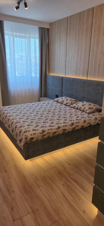 concept 9, Târgu-Mureş