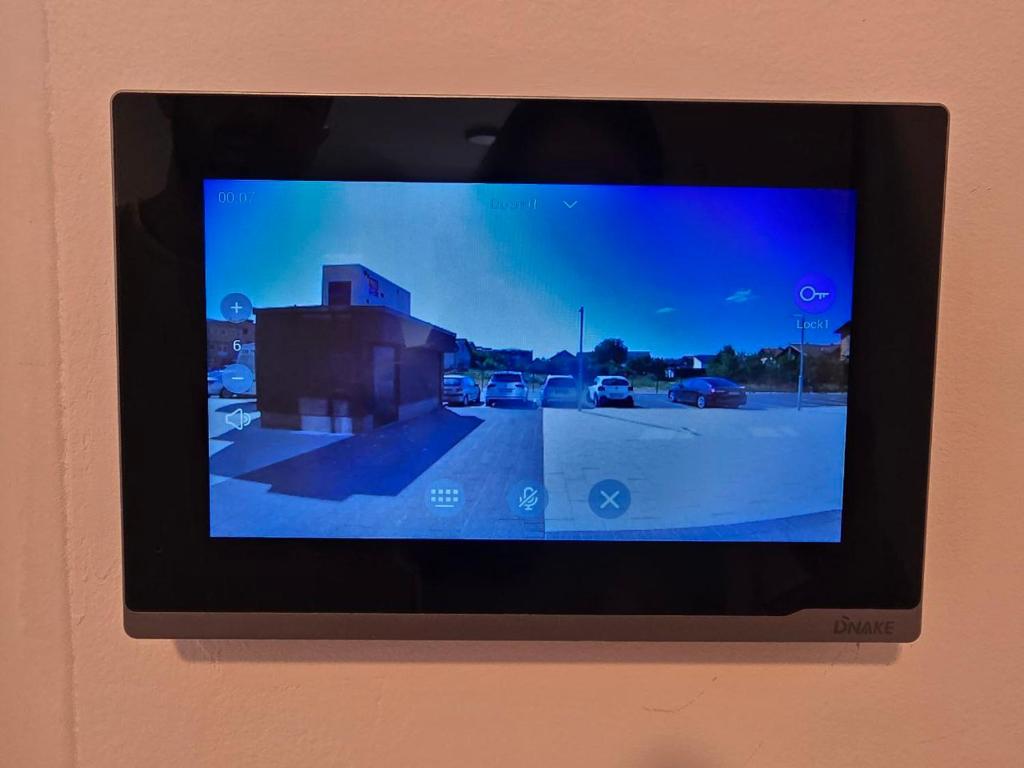 Jetsetters Corner Near Airport - 5