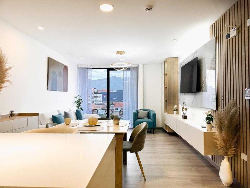 The Balcony of the City Your best option - 1