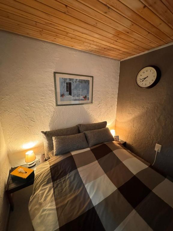 Chambre double avec salle de bain privée, Malmedy