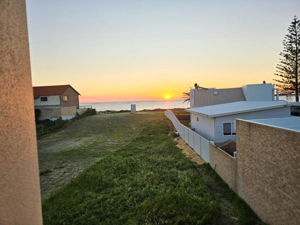 Seaviews, Lancelin