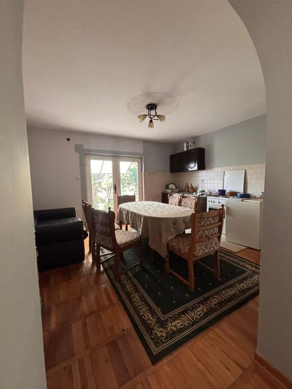 Kuća za odmor braća Jevtić Vrnjačka Banja - 4